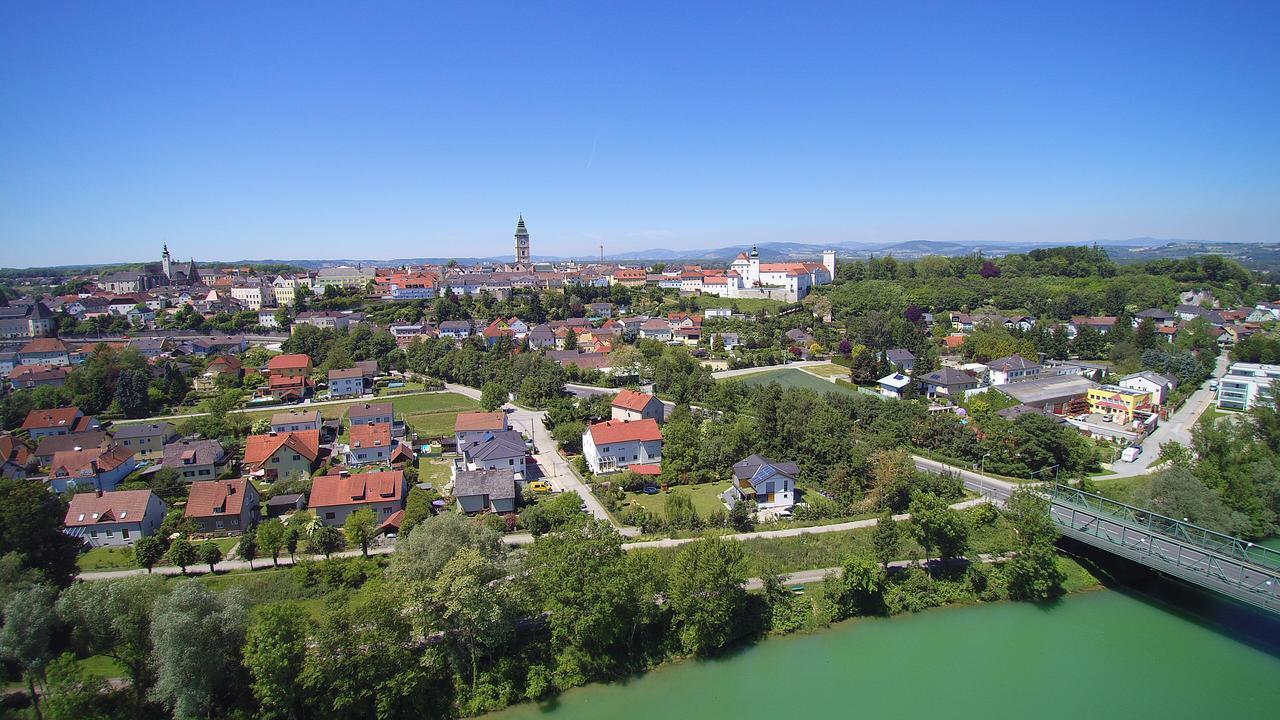 Gasthof Stoeckler Enns Exterior foto